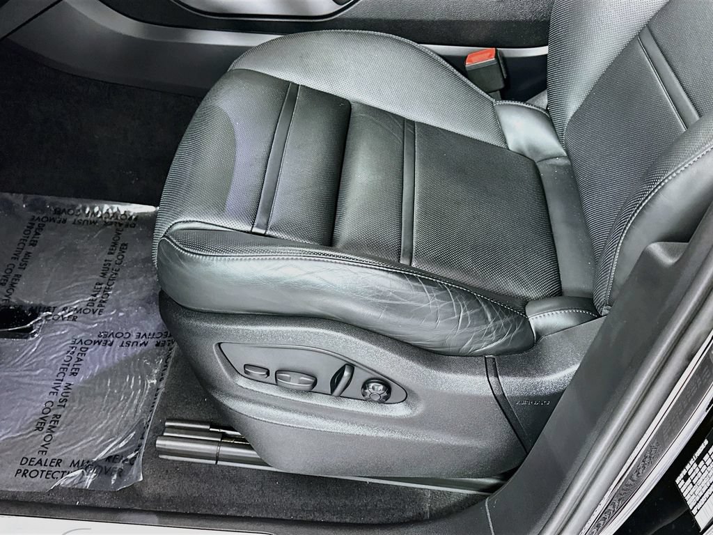 Certified 2023 Porsche Cayenne AWD/4WD image 22