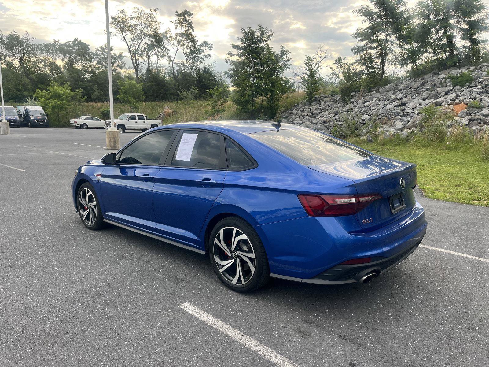 Used 2024 Volkswagen Jetta GLI Autobahn FWD image 7