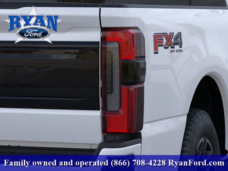 New 2026 Ford F250 Platinum w/ FX4 Off-Road Package image 21