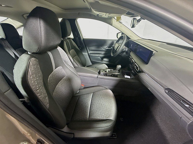 New 2026 Nissan Sentra SV w/ SV Convenience Package FWD image 27