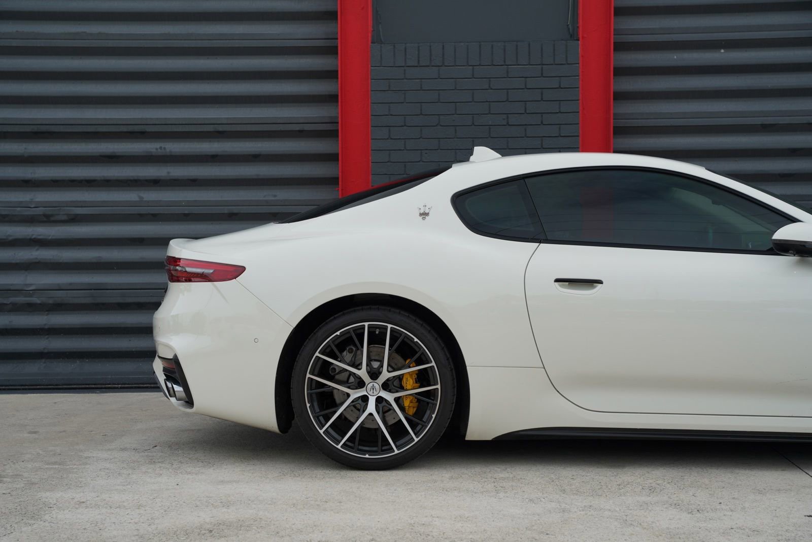 Used 2024 Maserati GranTurismo Trofeo AWD/4WD image 4