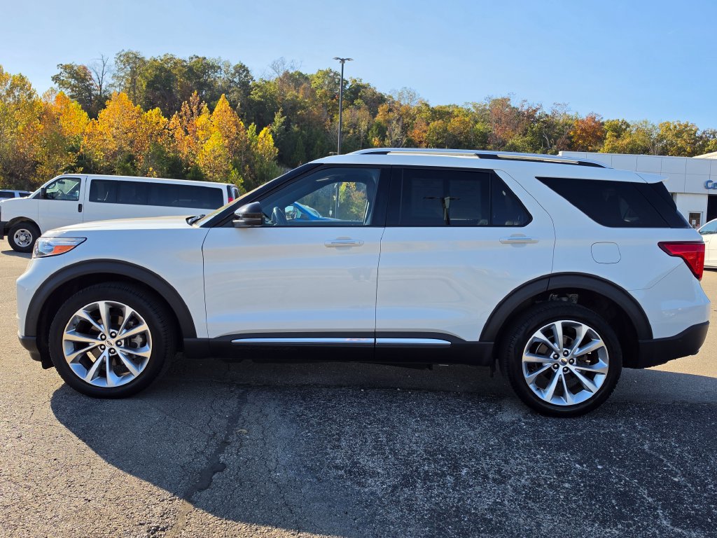 Used 2022 Ford Explorer Platinum w/ Equipment Group 601A AWD/4WD image 5