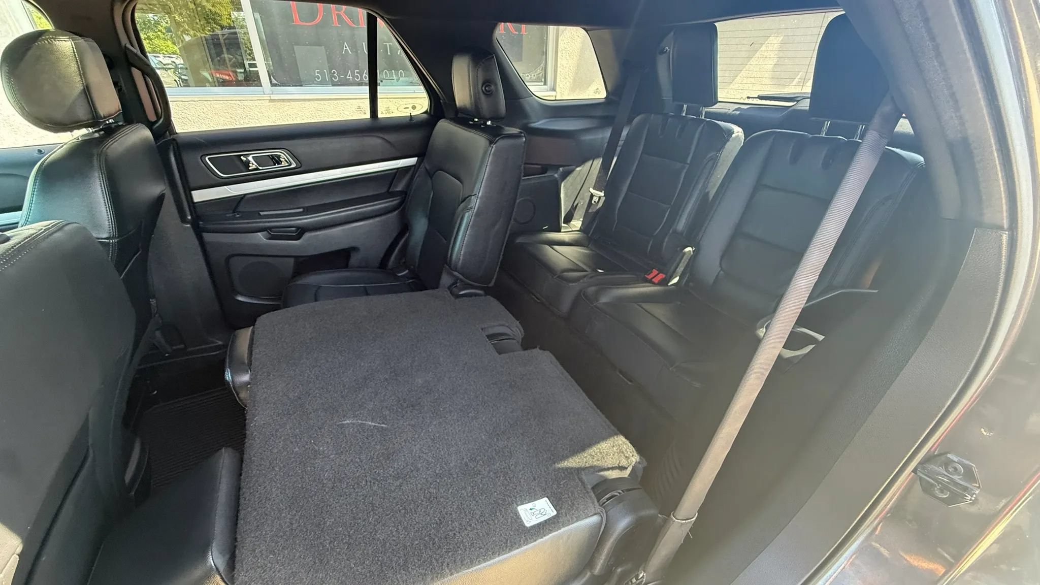 Used 2016 Ford Explorer XLT w/ Equipment Group 202A AWD/4WD image 12