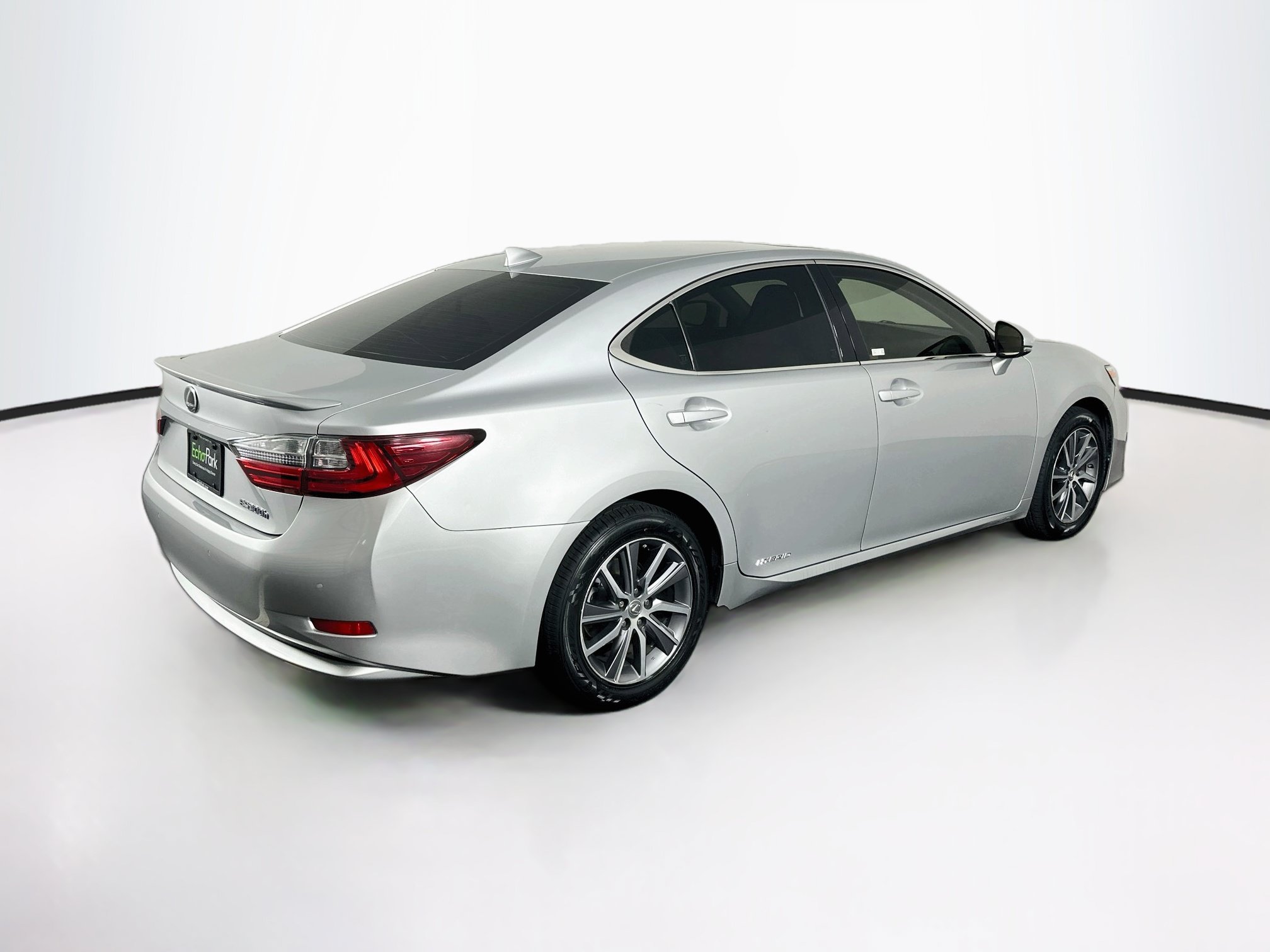 Used 2018 Lexus ES 300h w/ Navigation Package FWD image 9