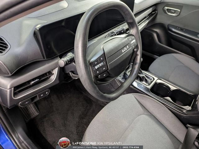 Used 2025 Kia K4 FWD image 11