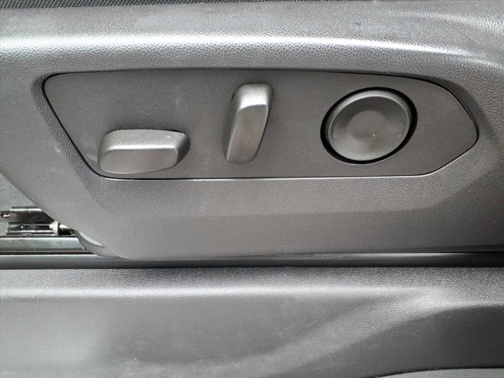 Used 2025 Chevrolet Silverado 1500 LT w/ Work Truck Package image 15