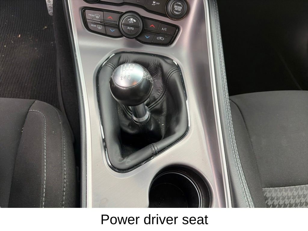 Used 2022 Dodge Challenger R/T w/ Performance Handling Group RWD image 19