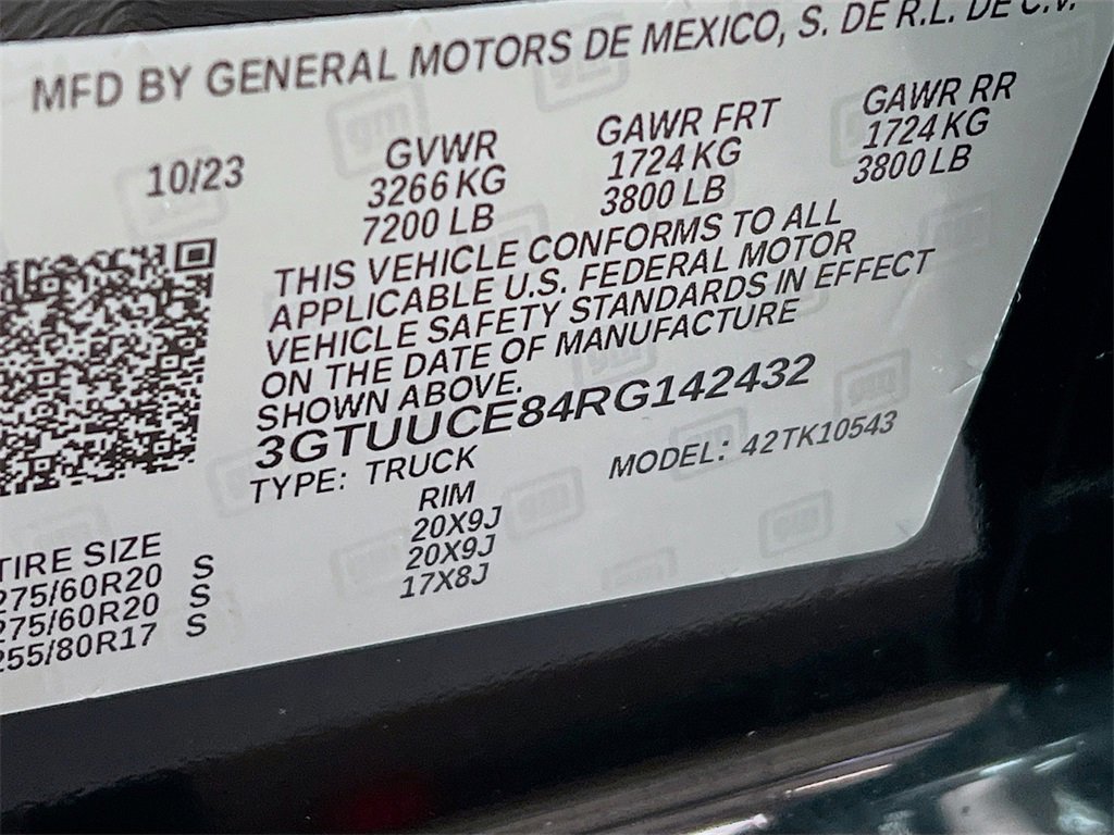 Used 2024 GMC Sierra 1500 Elevation w/ LPO, Elevation Black Package image 28