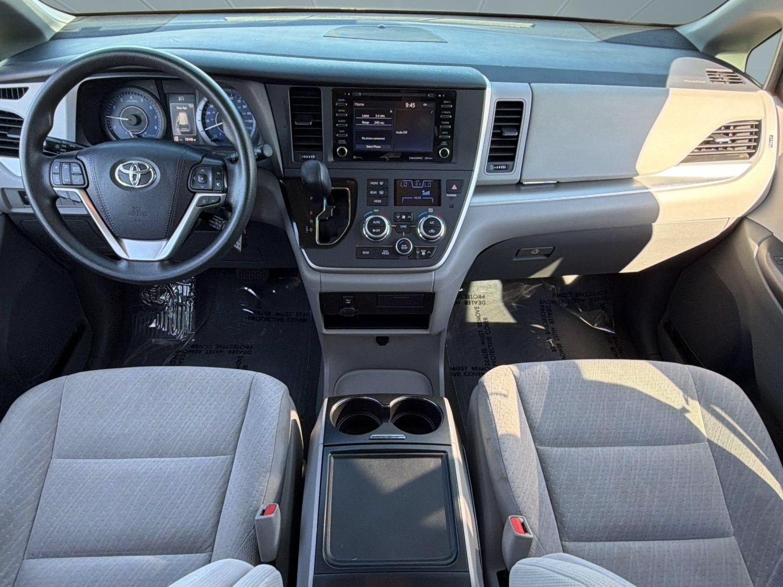 Used 2020 Toyota Sienna LE AWD/4WD image 15
