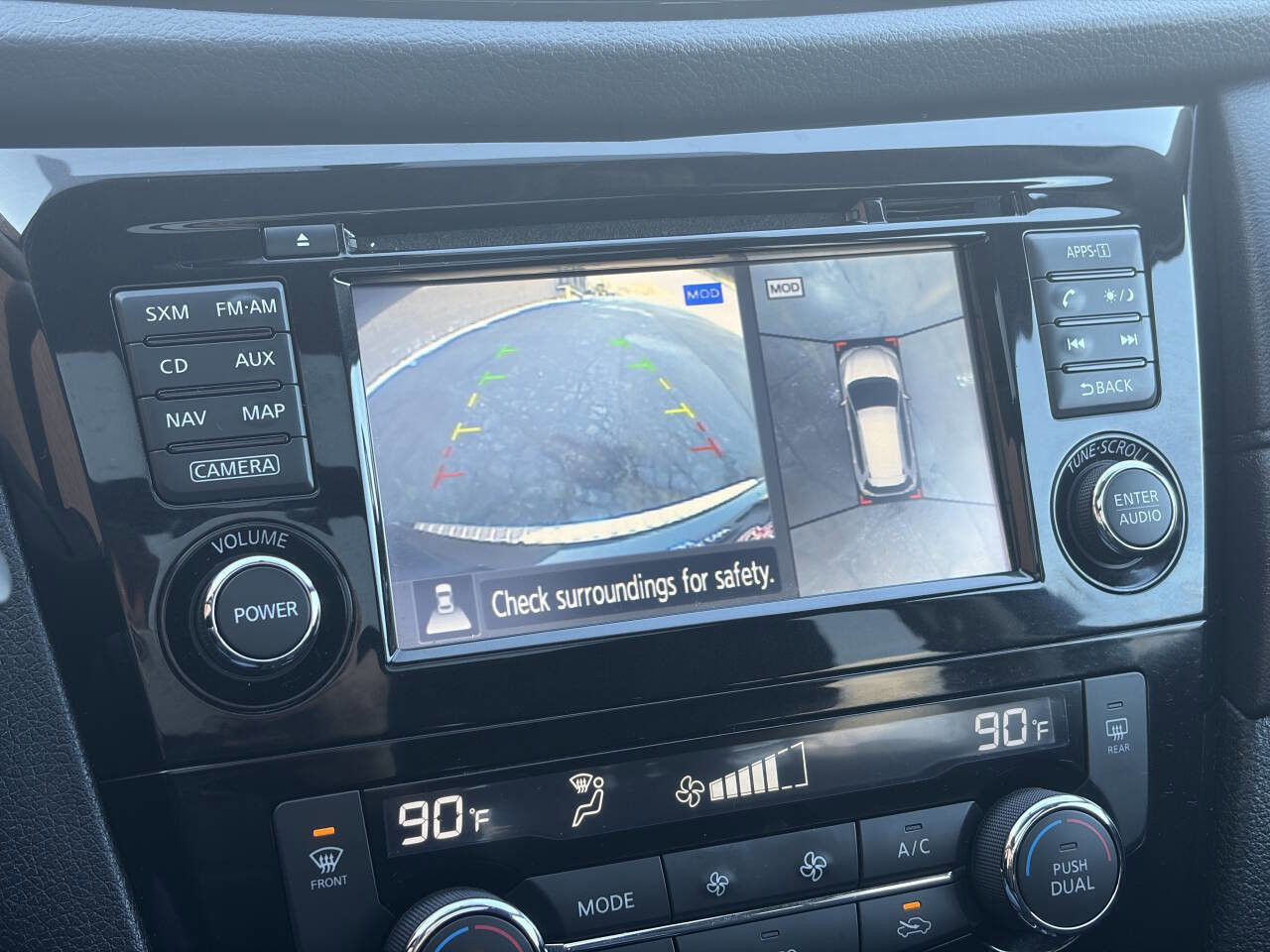 Used 2017 Nissan Rogue SV image 33