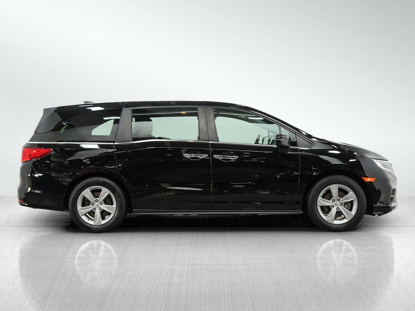 Used 2018 Honda Odyssey EX-L image 6