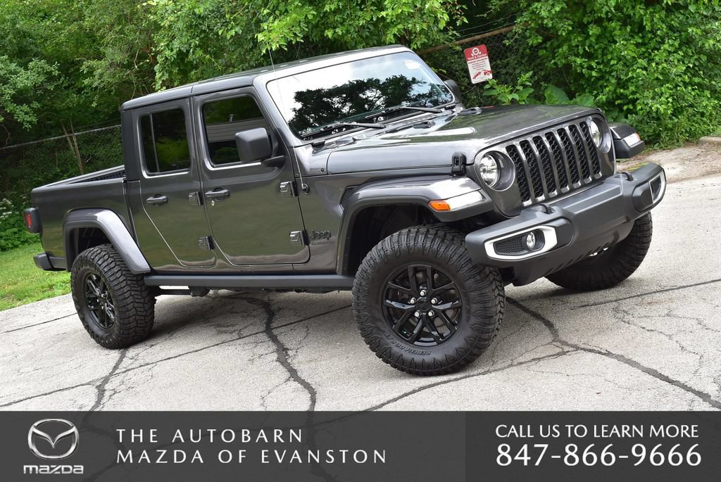 Used 2022 Jeep Gladiator Sport AWD/4WD image 2