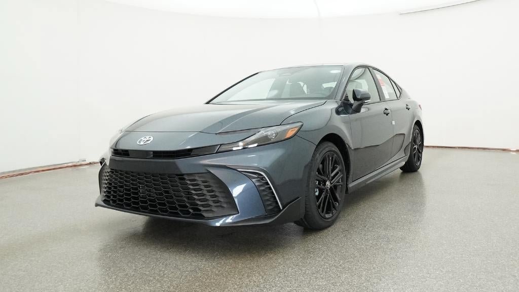 New 2026 Toyota Camry SE FWD image 32