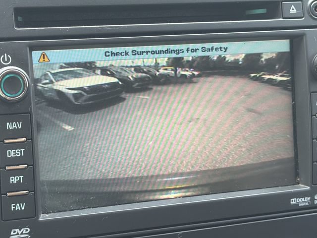 Used 2011 Chevrolet Suburban LTZ RWD image 30