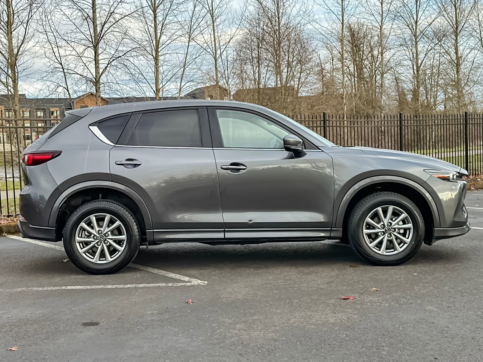 Used 2025 MAZDA CX-5 AWD 2.5 S w/ Preferred Package image 2