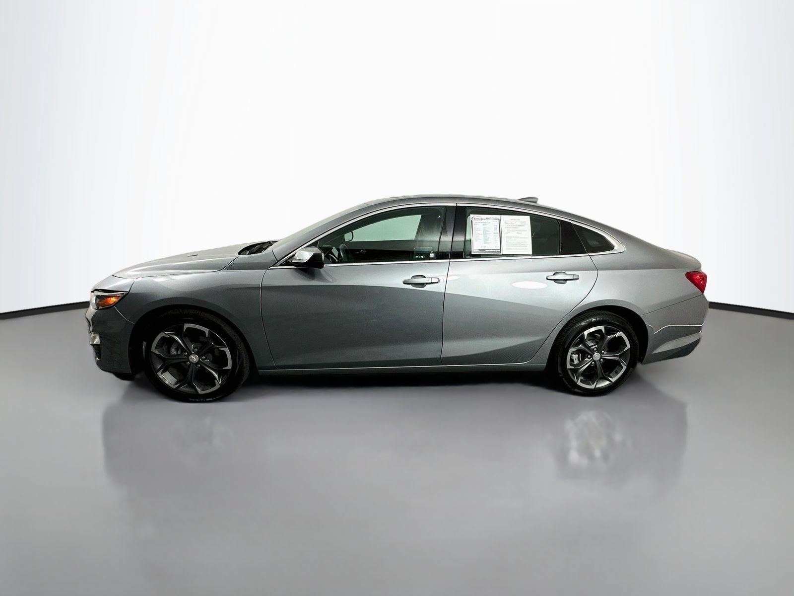 Used 2023 Chevrolet Malibu LT FWD image 4