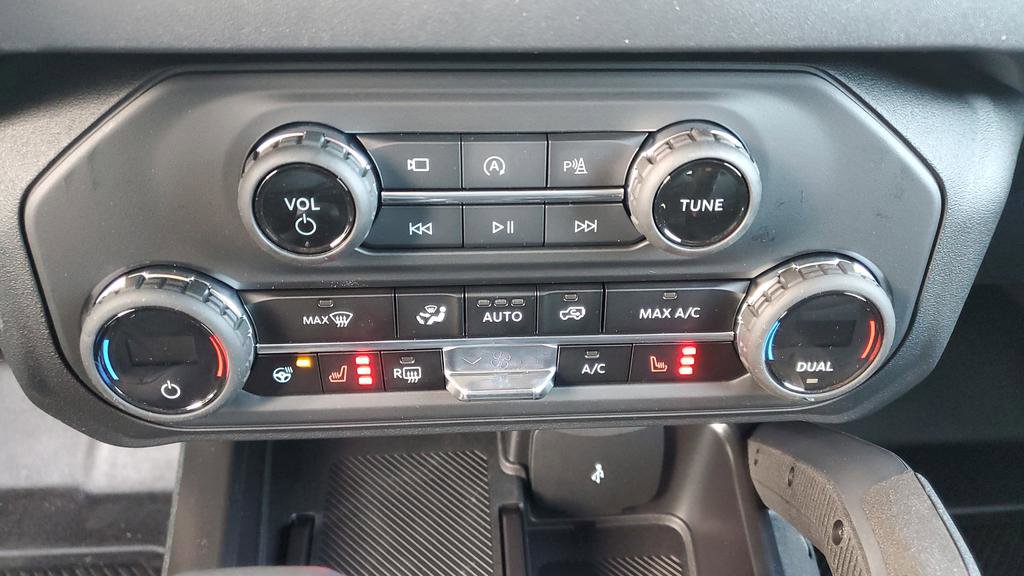 New 2025 Ford Bronco Badlands AWD/4WD image 28