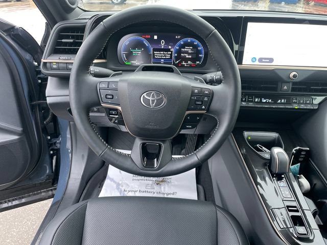 Used 2026 Toyota Crown Platinum AWD/4WD image 23