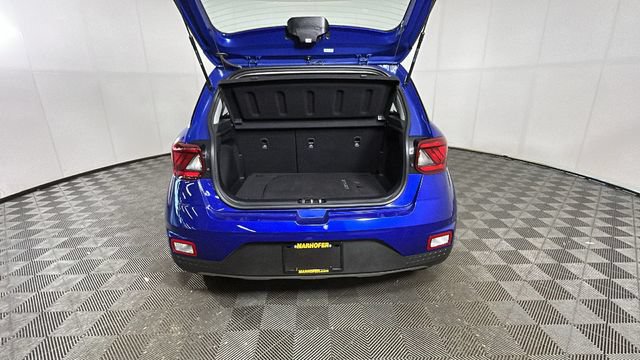 Certified 2025 Hyundai Venue SE FWD image 26