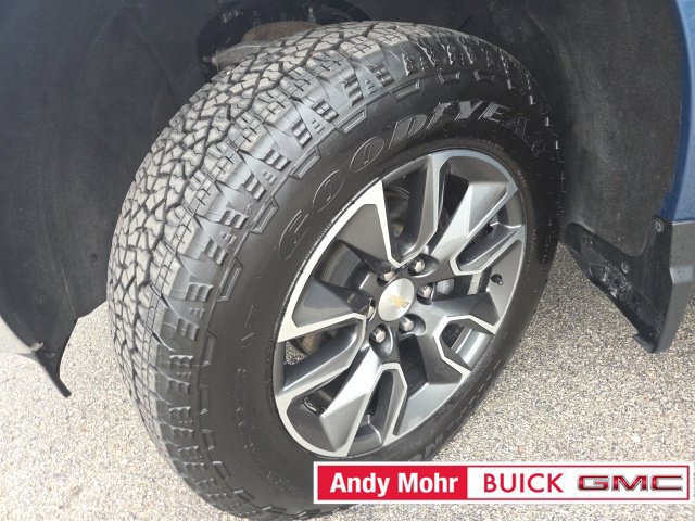 Used 2024 Chevrolet Silverado 1500 LT AWD/4WD image 29