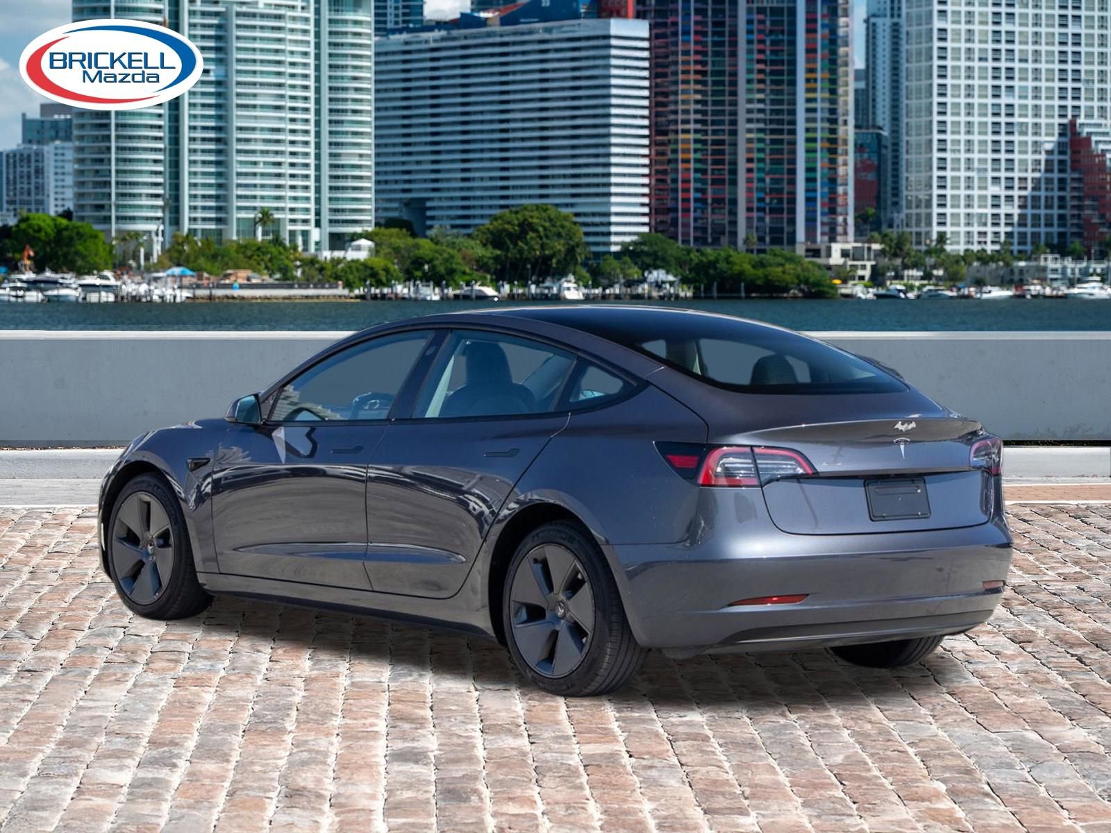 Used 2023 Tesla Model 3 Standard Range image 4