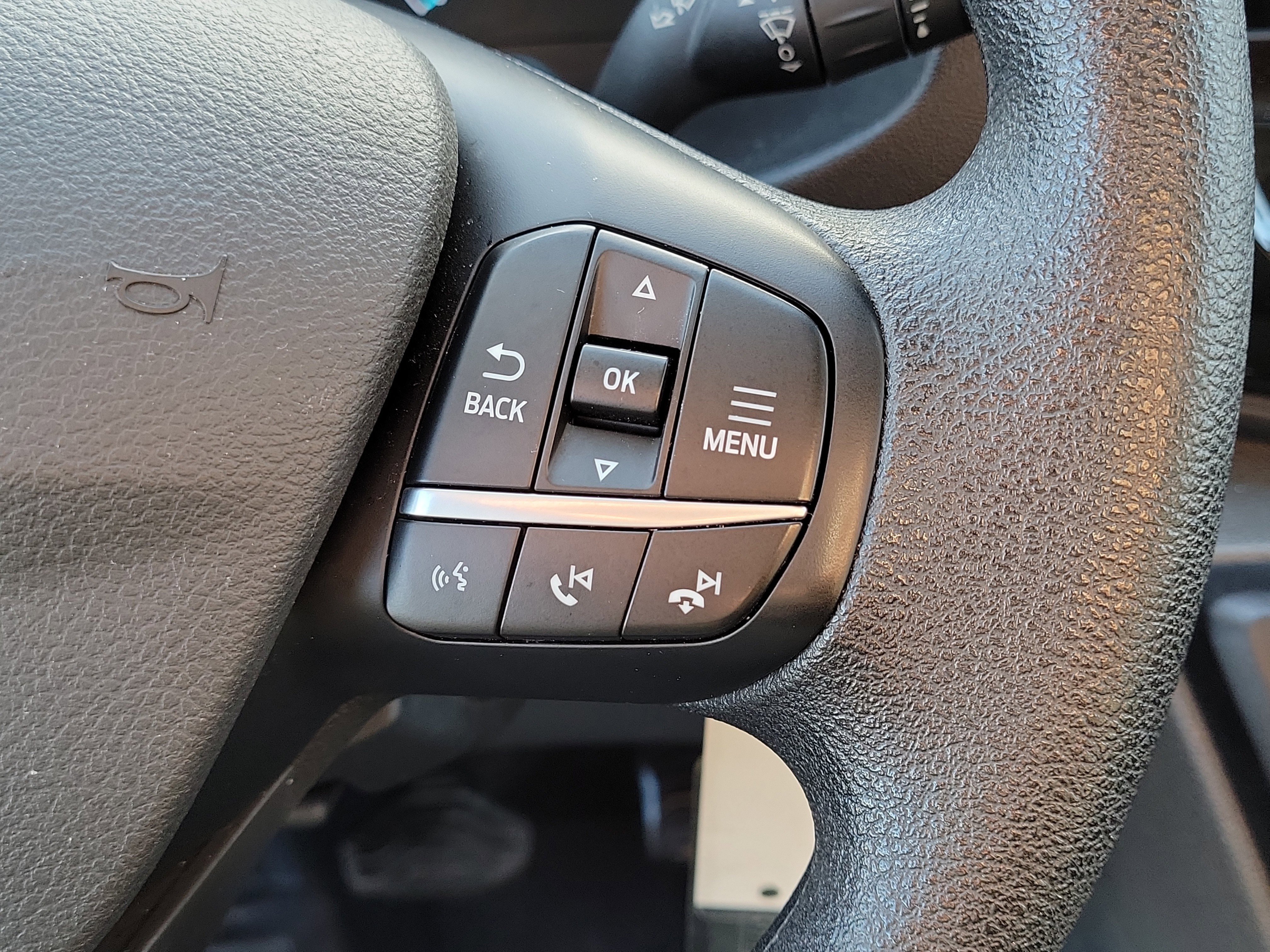 Used 2023 Ford Transit 350 XLT image 22