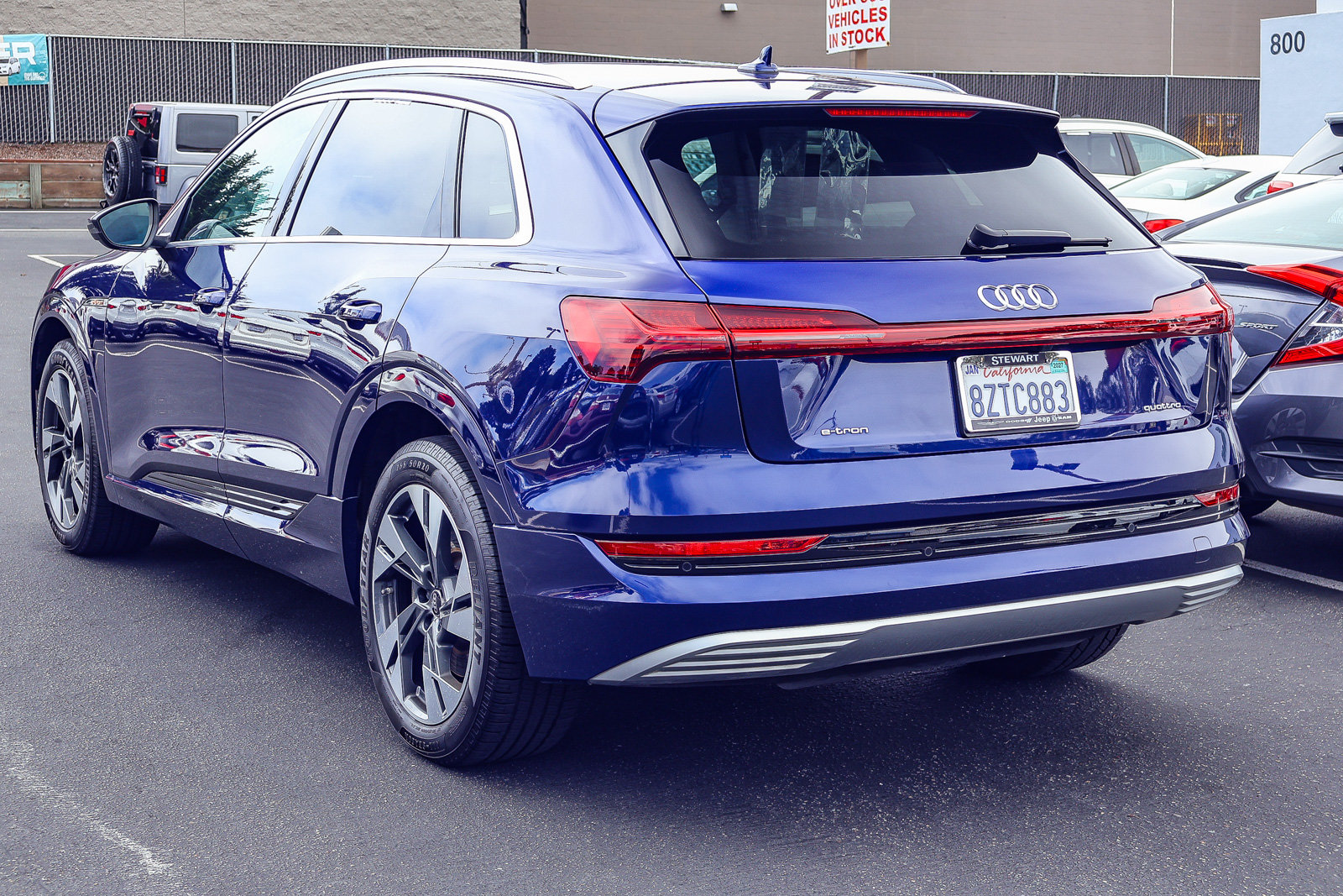 Used 2022 Audi e-tron Premium AWD/4WD image 24