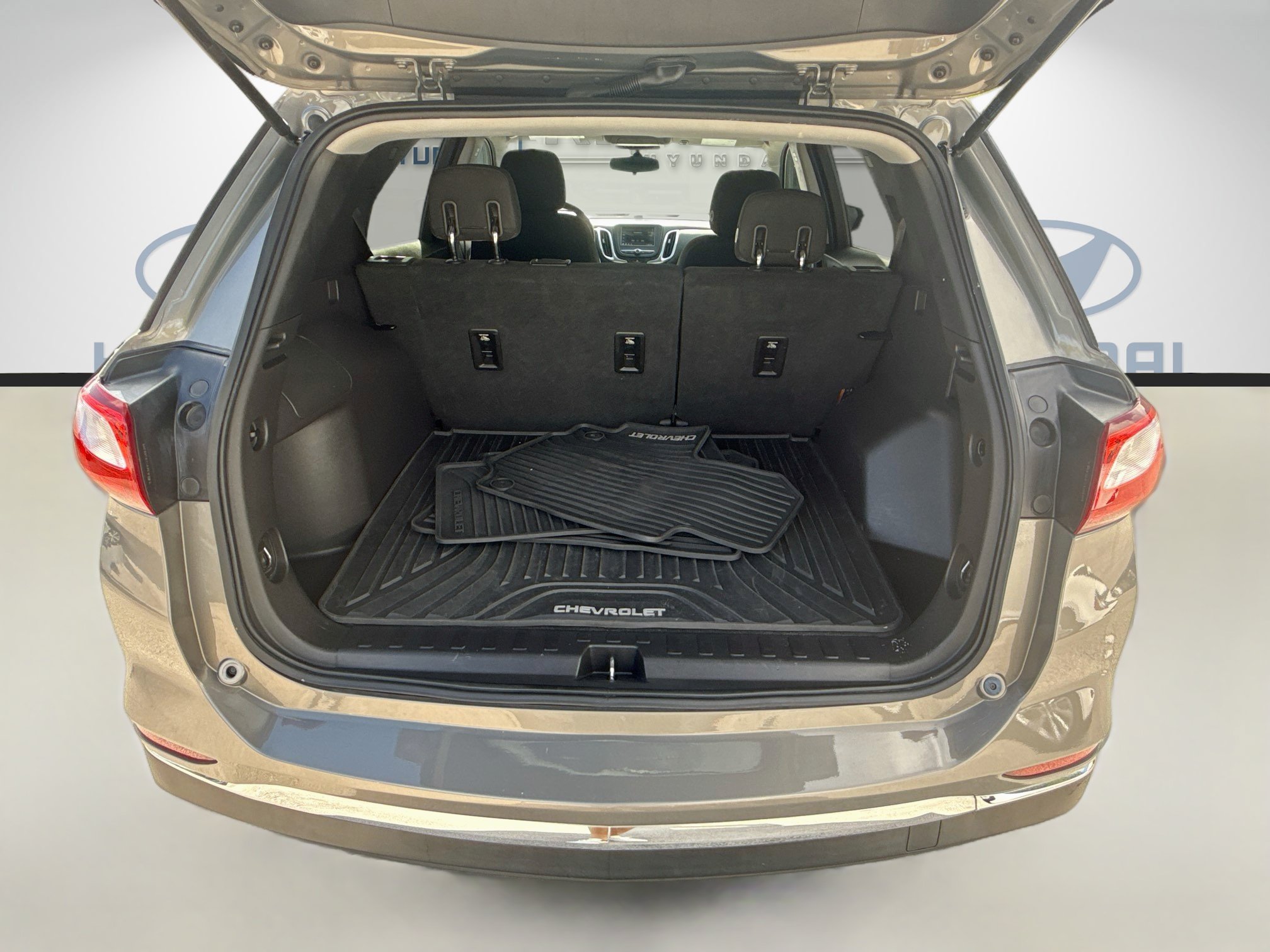 Used 2019 Chevrolet Equinox LT FWD image 24