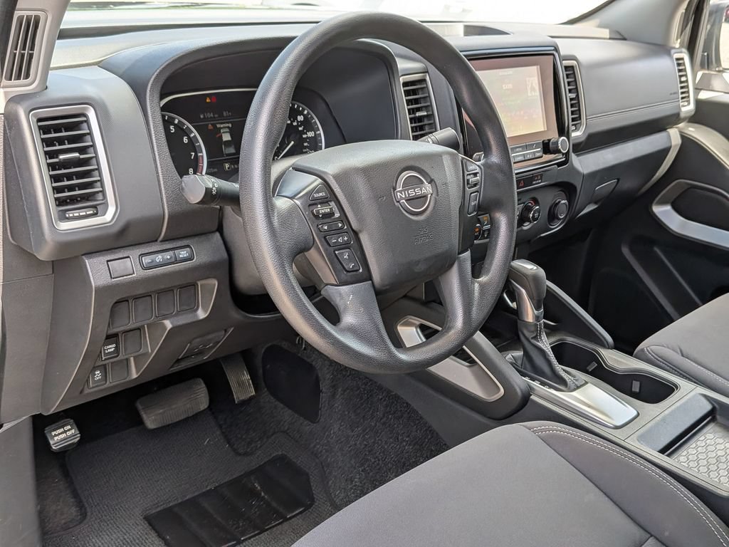 Used 2024 Nissan Frontier SV RWD image 33