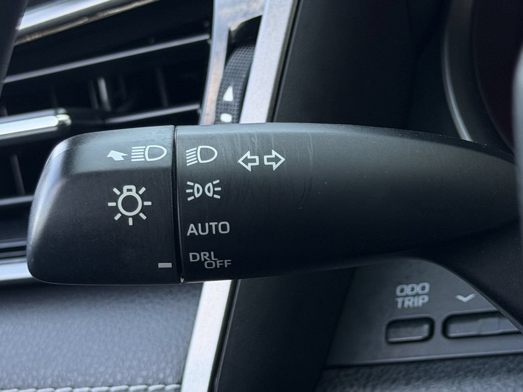 Used 2021 Toyota Camry XSE w/ Navigation Package FWD image 22
