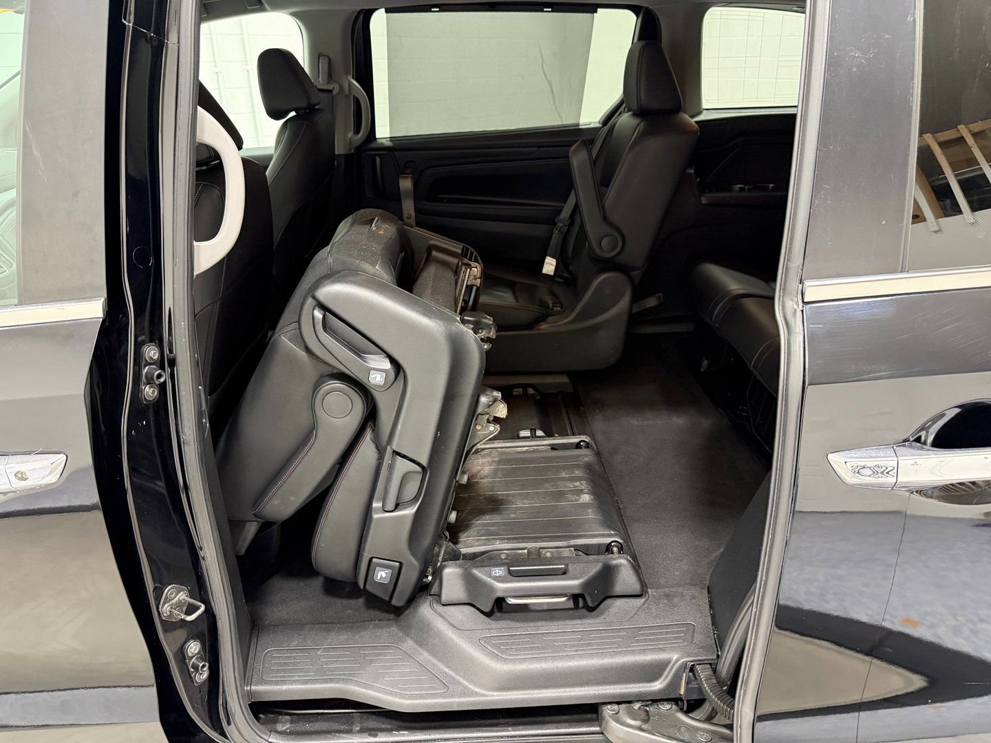 Used 2023 Honda Odyssey EX-L image 40