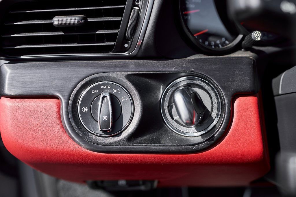 Used 2019 Porsche 911 Carrera GTS image 39