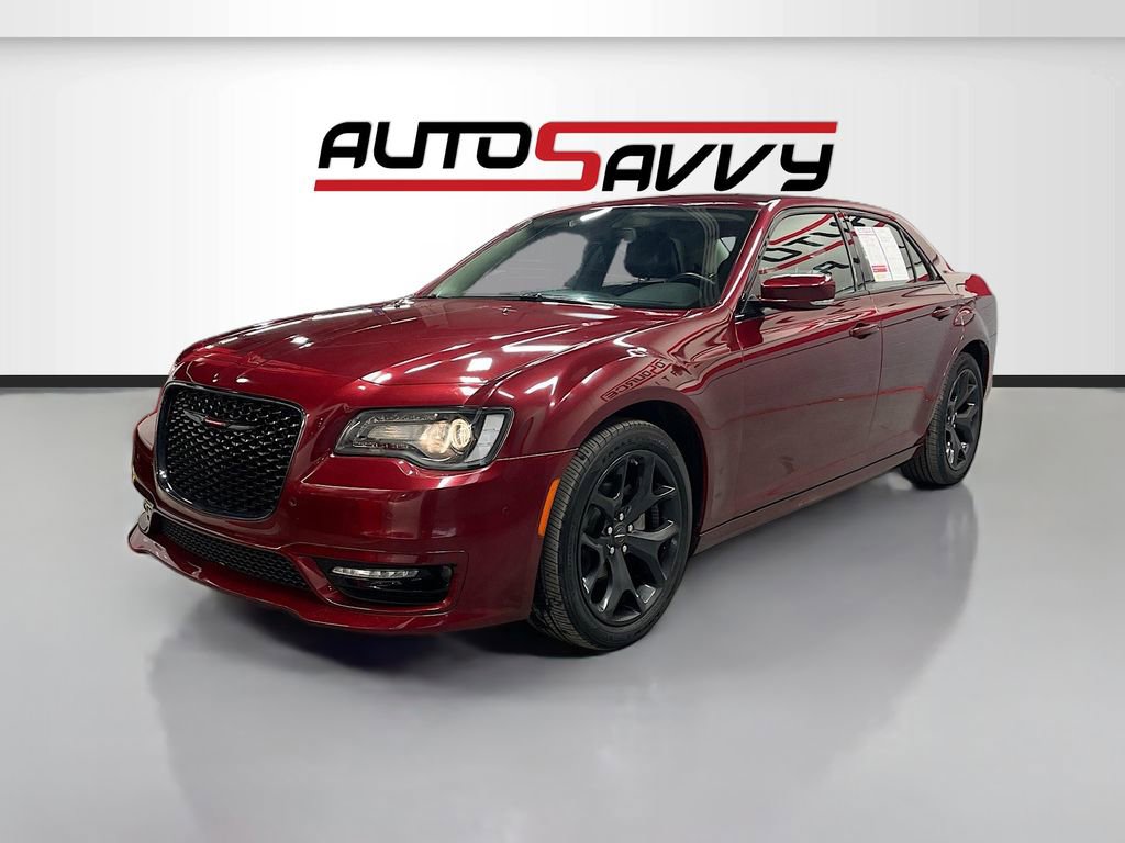 Used 2022 Chrysler 300 Touring L image 3