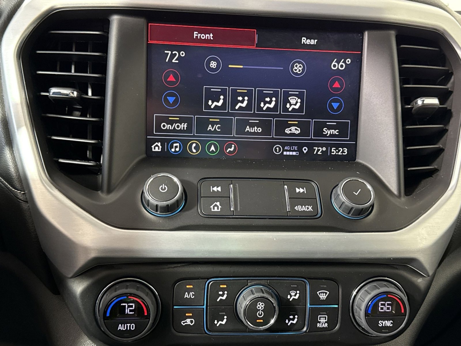 Used 2023 GMC Acadia SLT w/ Preferred Package image 20