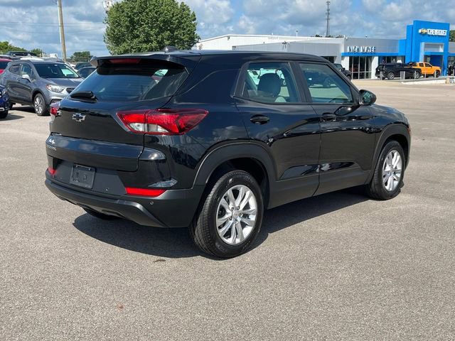 Certified 2021 Chevrolet TrailBlazer LS w/ LPO, Blackout Package image 4