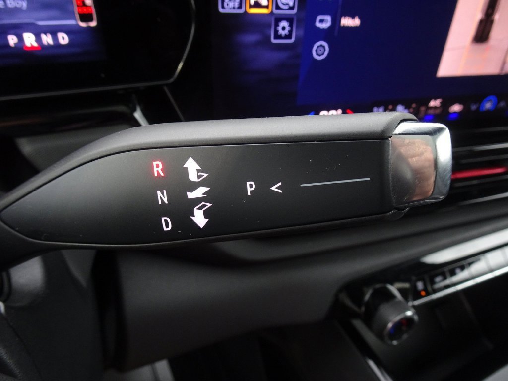 Used 2024 Chevrolet Silverado EV RST AWD/4WD image 17