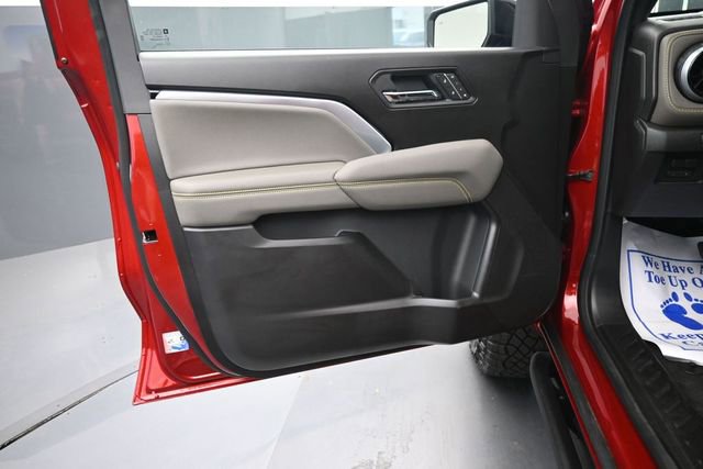 New 2026 Chevrolet Colorado ZR2 w/ Technology Package AWD/4WD image 9