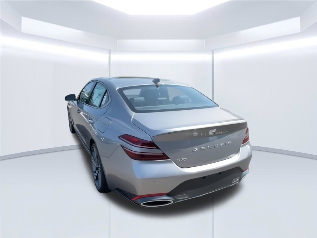 Used 2025 Genesis G70 2.5T w/ Sport Prestige Package RWD image 9