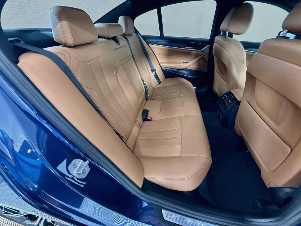 Used 2023 BMW 530i w/ M Sport Package RWD image 29