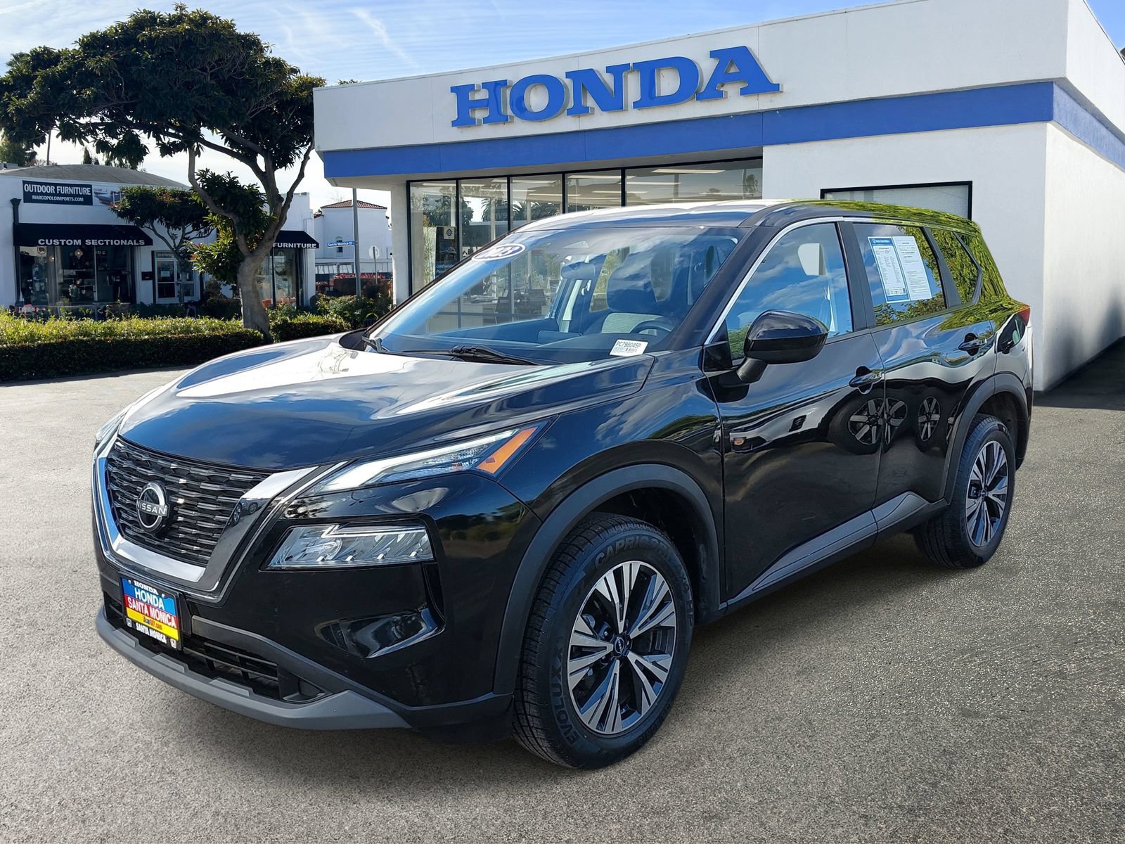 Used 2023 Nissan Rogue SV FWD image 1