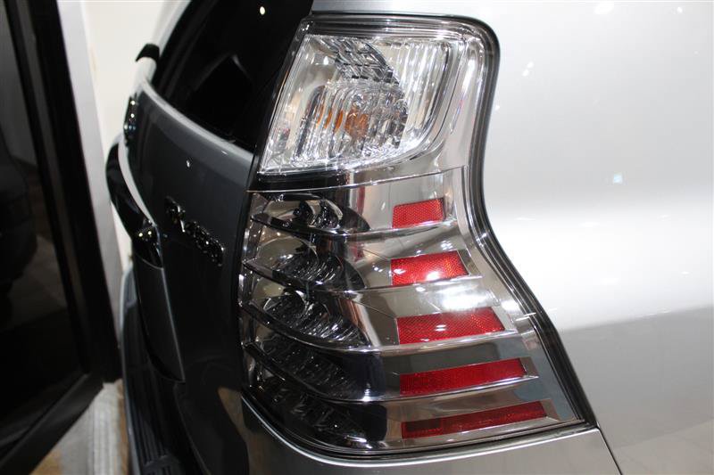 Used 2015 Lexus GX 460 w/ Premium Package AWD/4WD image 10