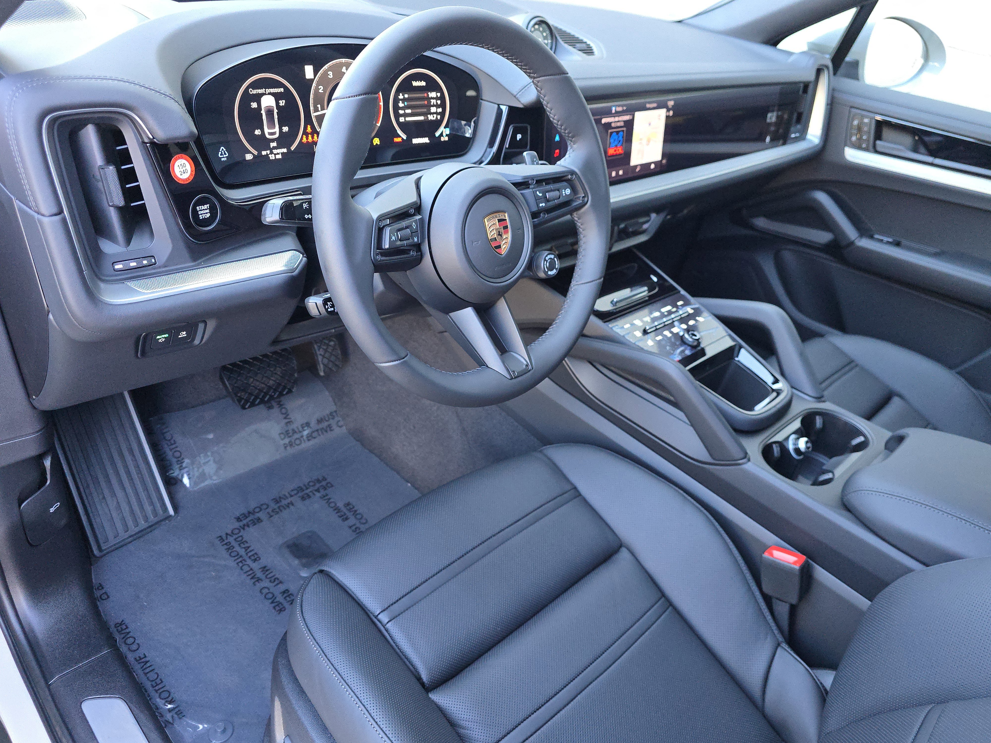 New 2026 Porsche Cayenne Coupe image 4