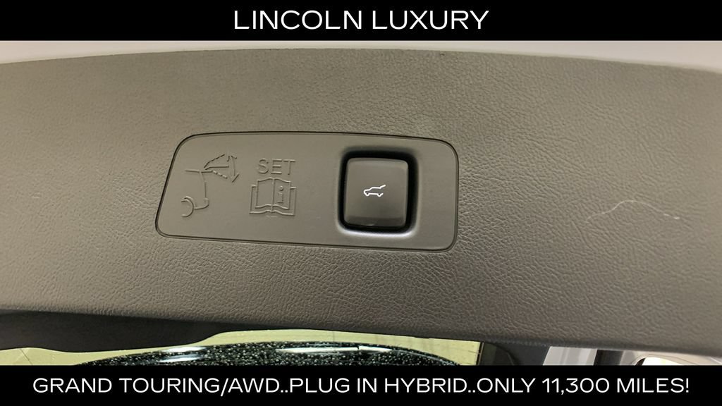Used 2025 Lincoln Corsair Grand Touring w/ Towing Package AWD/4WD image 19