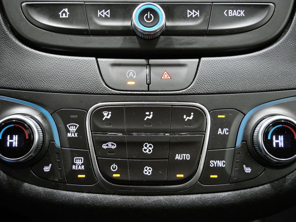 Used 2024 Chevrolet Malibu LT image 19