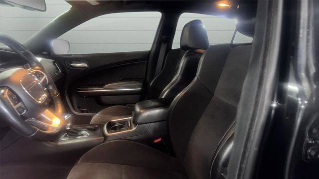 Used 2018 Dodge Charger GT image 9