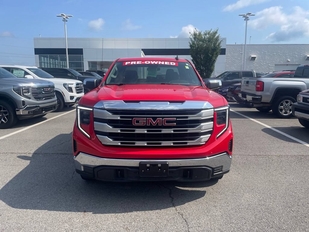 Used 2023 GMC Sierra 1500 SLE AWD/4WD image 2