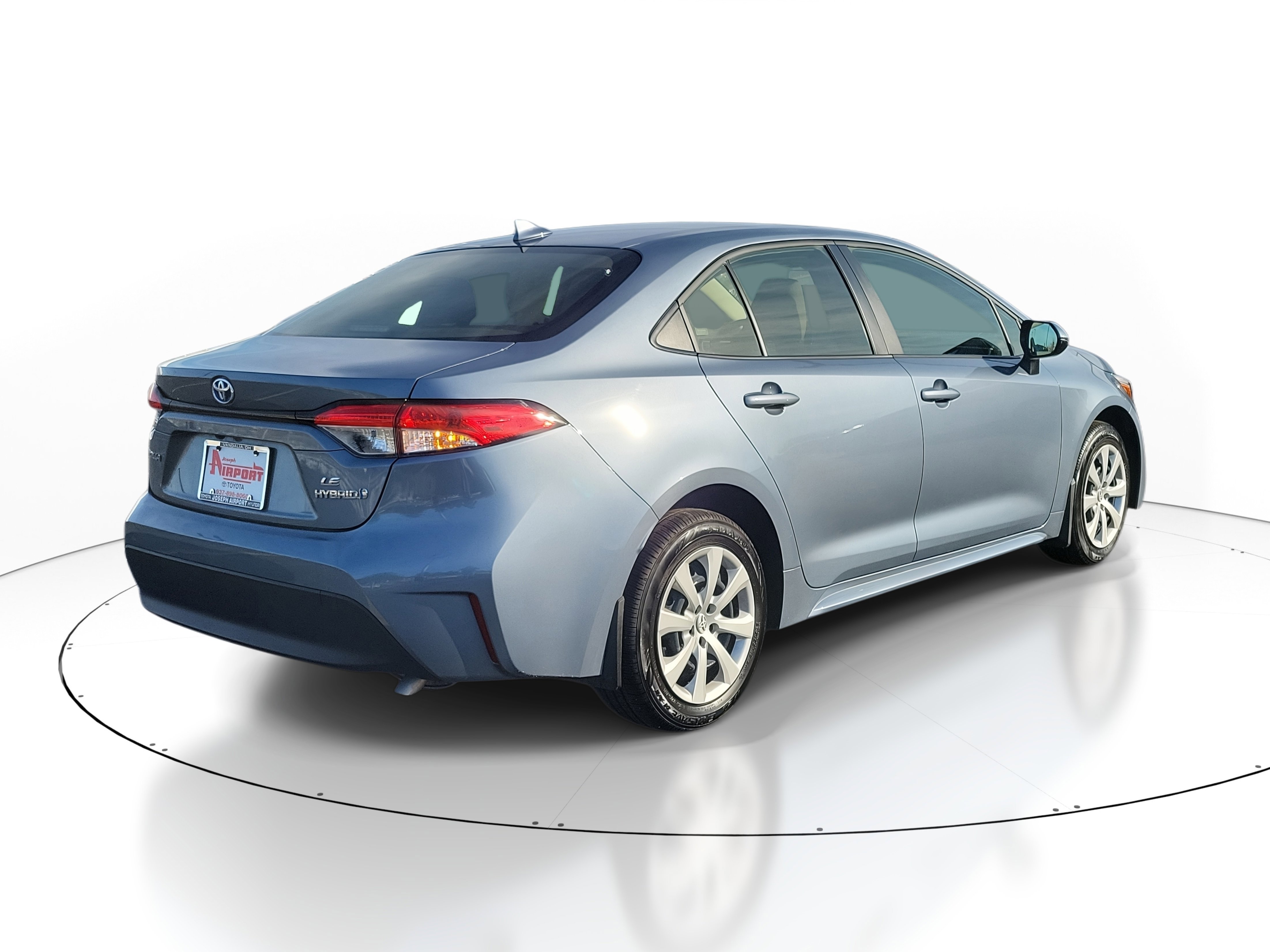 Used 2024 Toyota Corolla LE image 7