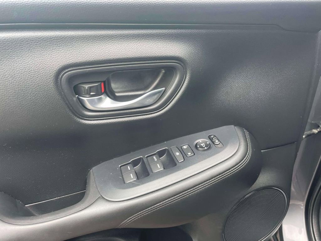 Certified 2023 Honda HR-V LX image 18