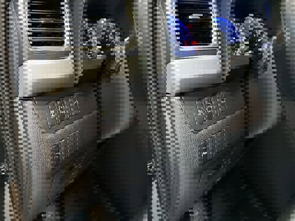 Used 2019 Toyota Highlander XLE image 40