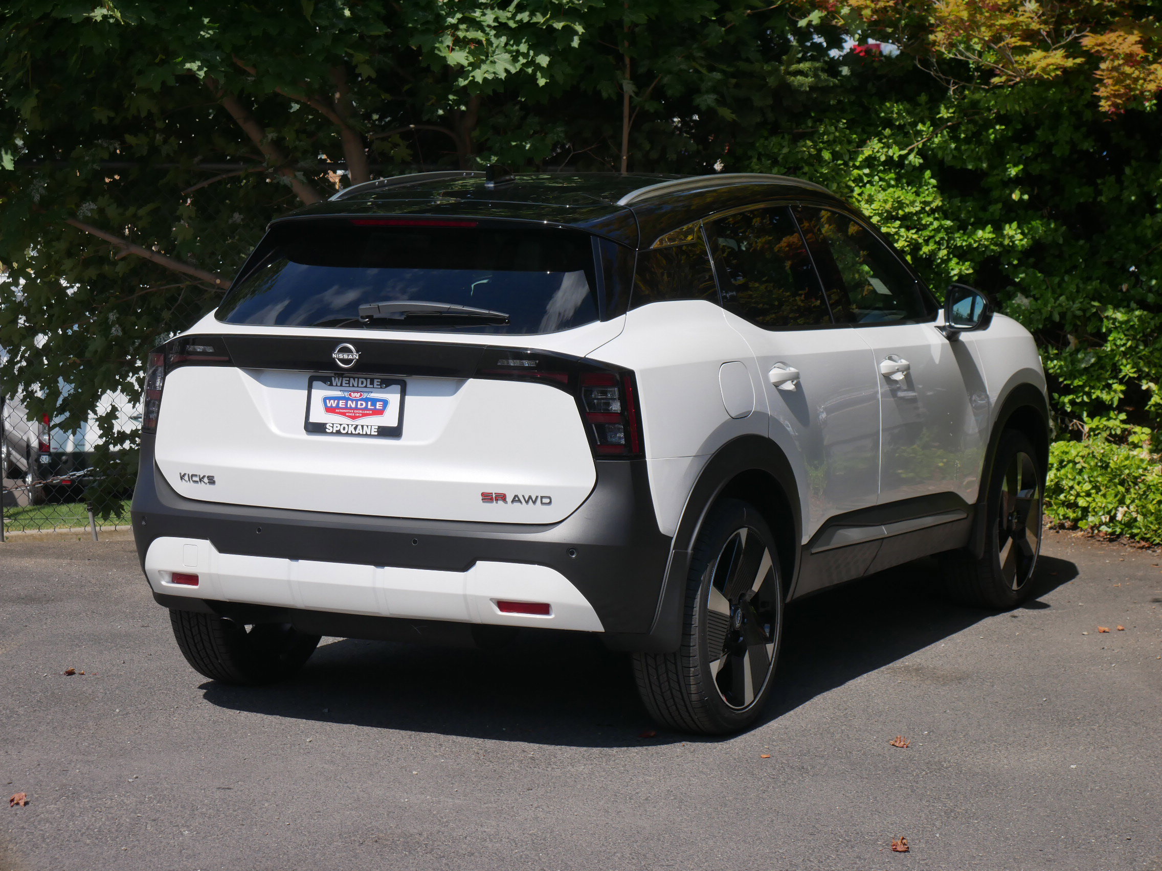 New 2025 Nissan Kicks SR w/ SR Premium Package image 22